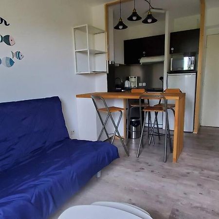 Appartement Dans Residence Avec Piscine La Londe-les-Maures Ngoại thất bức ảnh