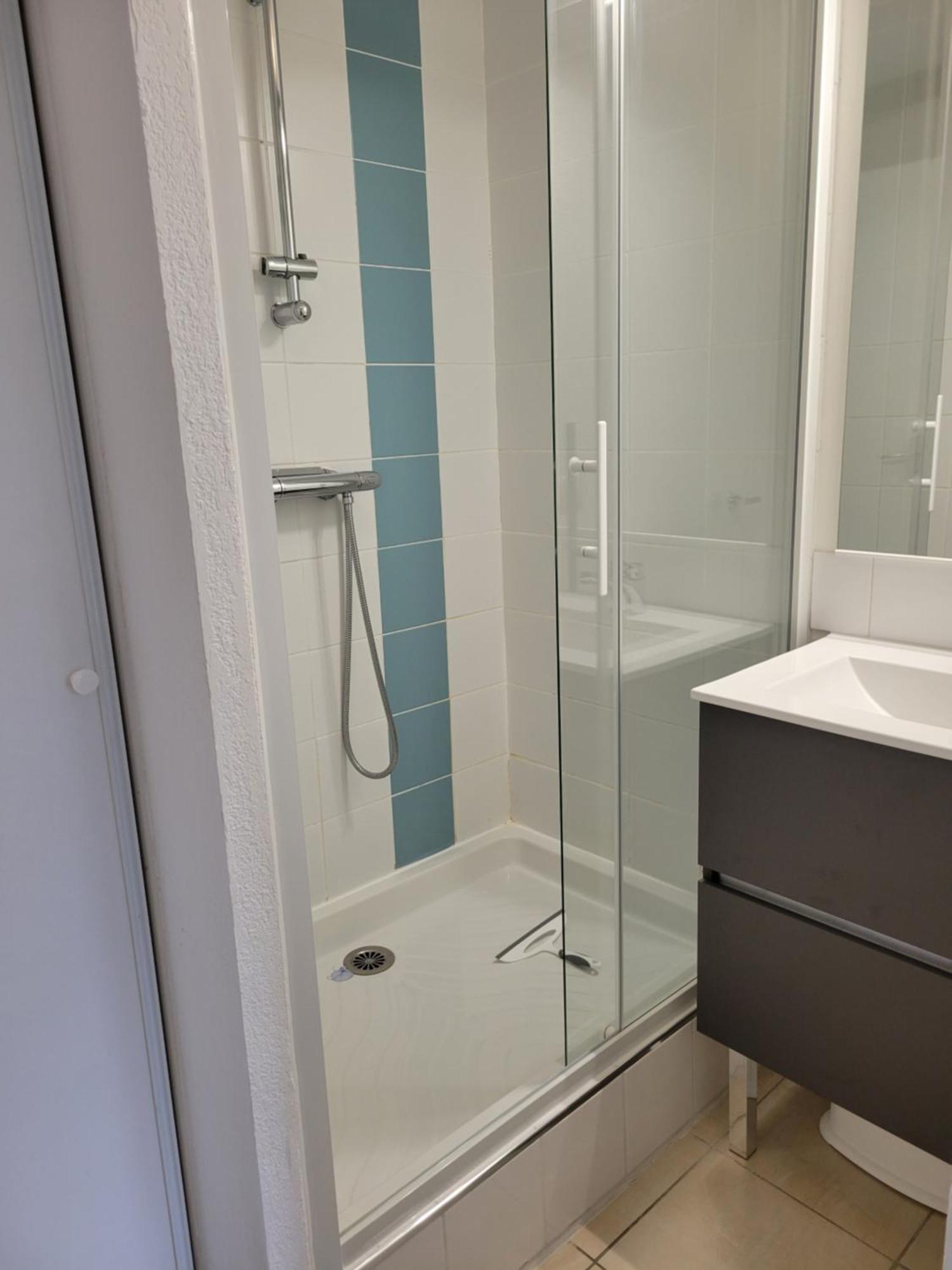 Appartement Dans Residence Avec Piscine La Londe-les-Maures Ngoại thất bức ảnh
