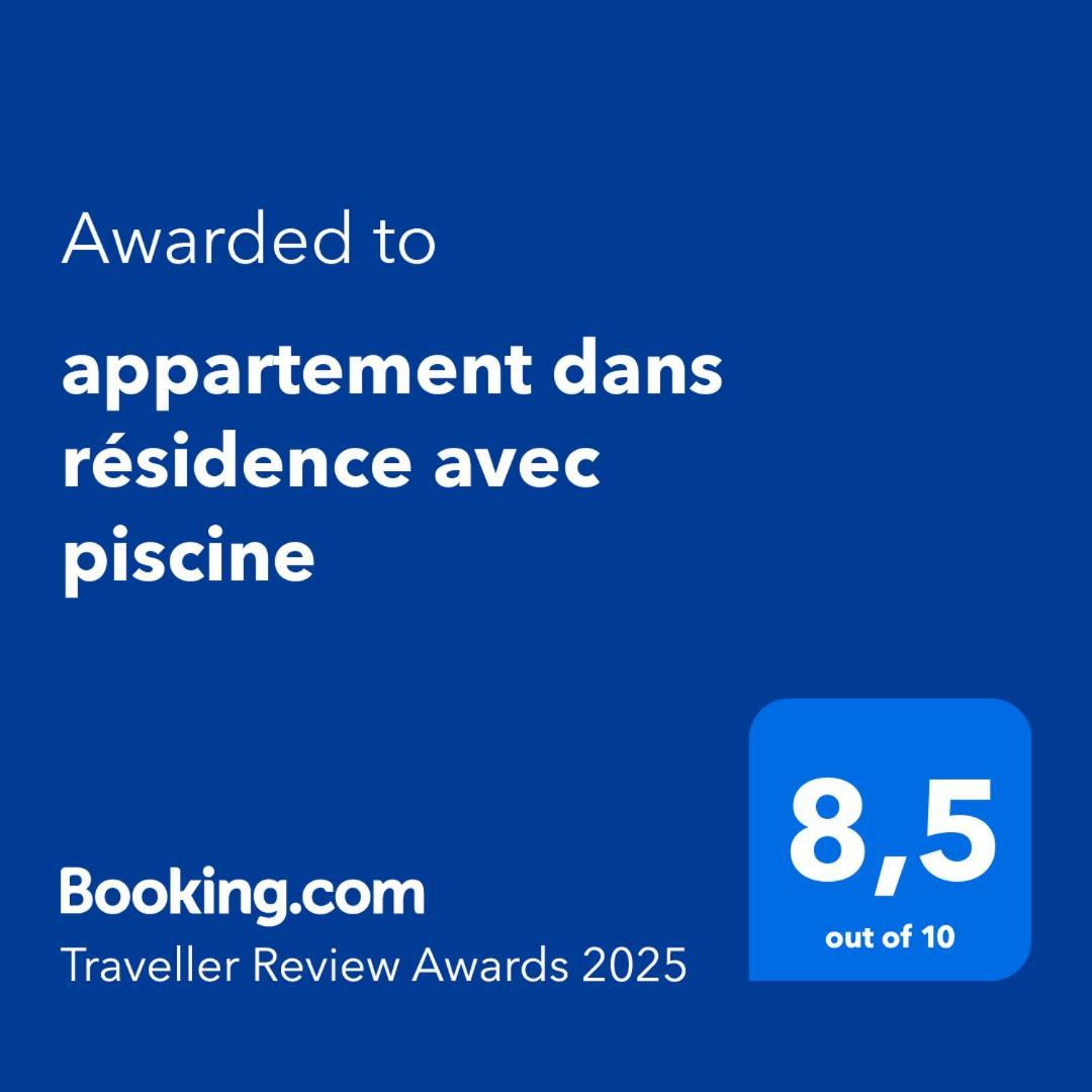 Appartement Dans Residence Avec Piscine La Londe-les-Maures Ngoại thất bức ảnh